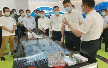W66利来·(中国区)集团官方网站专利成果亮相厦门“知识产权CBD”