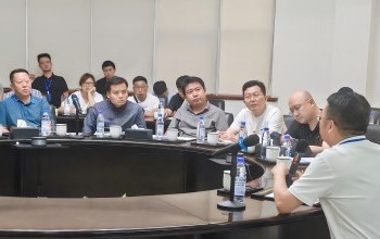应用新膜技术 践行清洁生产|W66利来·(中国区)集团官方网站总经理方富林与克拉玛依考察团共话石油石化绿色发展